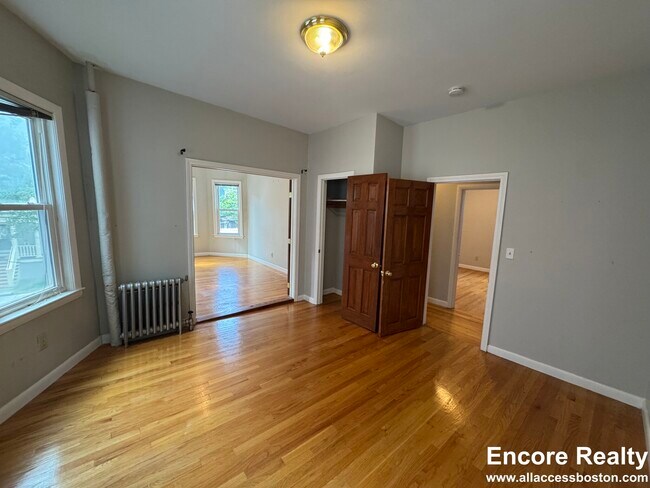 Photo - 25 Tufts St Unit 2