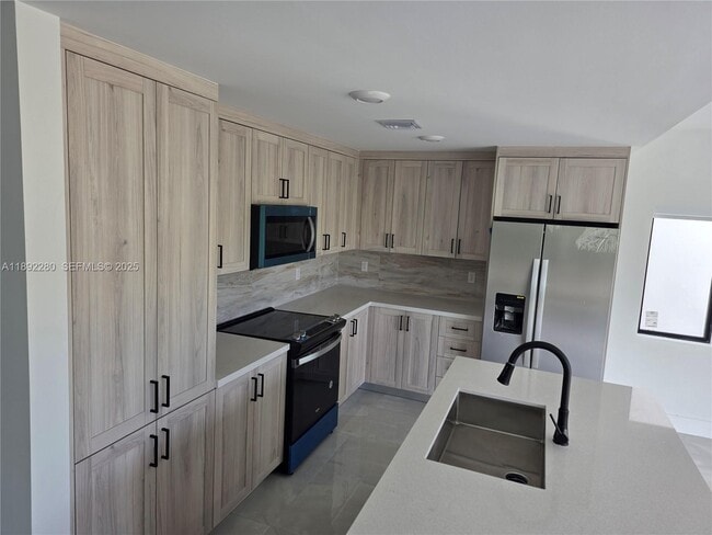 Photo - 1402 NW 1st St