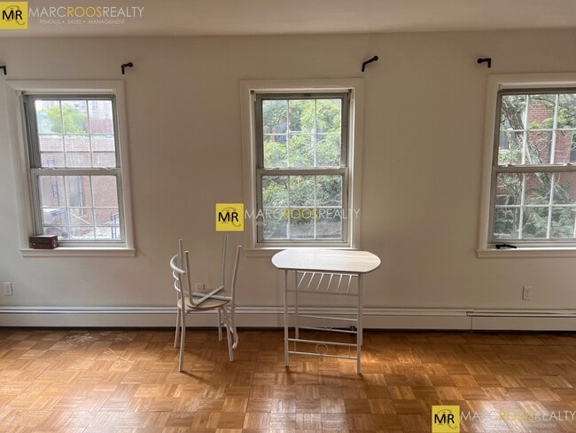 Building Photo - 99 Broadway Unit 3 Rental