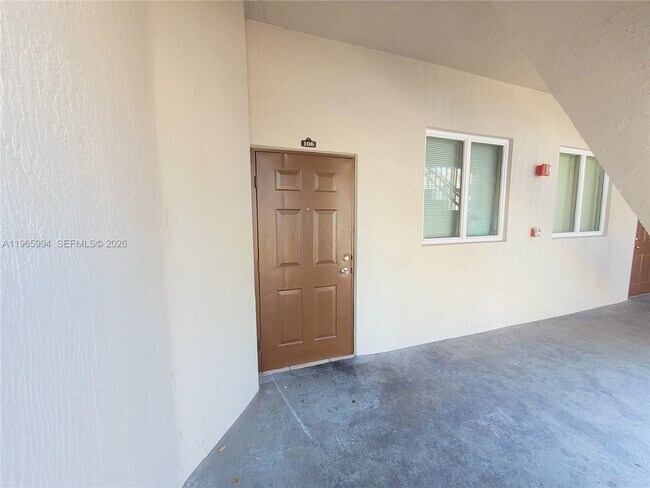 Photo - 2903 SE 17th Ave Unidad 106
