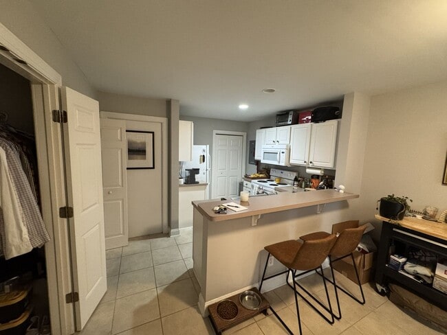 Photo - 72 Cassandra Ln Unit B