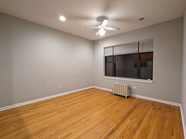 Photo - 1901 W Wilson Ave Unidad 1907-2B