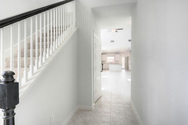 Photo - 21251 Shr Blf Dr