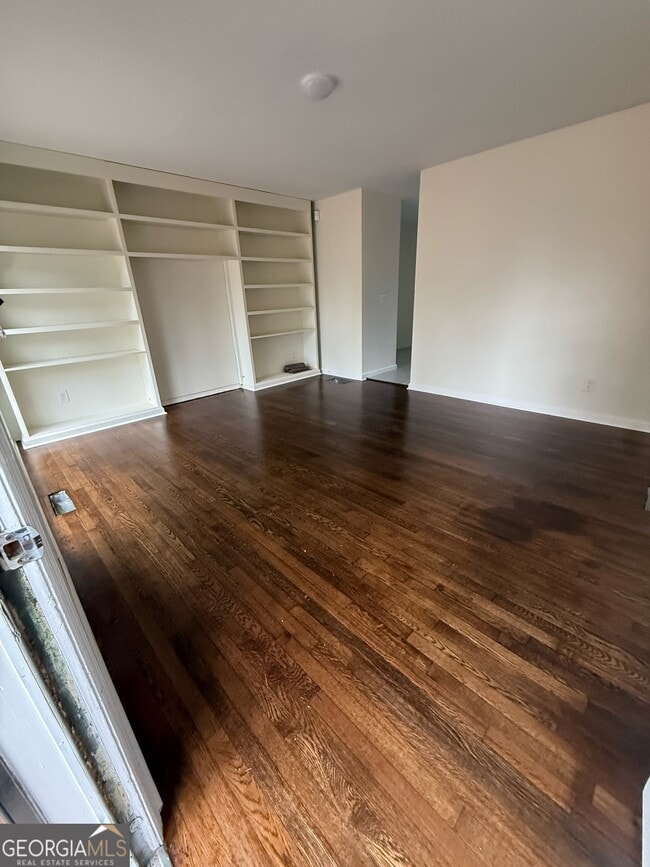 Photo - 1732 Slate Rd