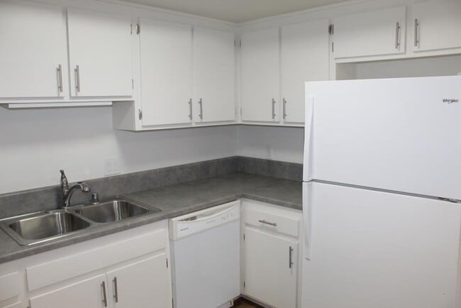 Photo - VIA261 Unit 3