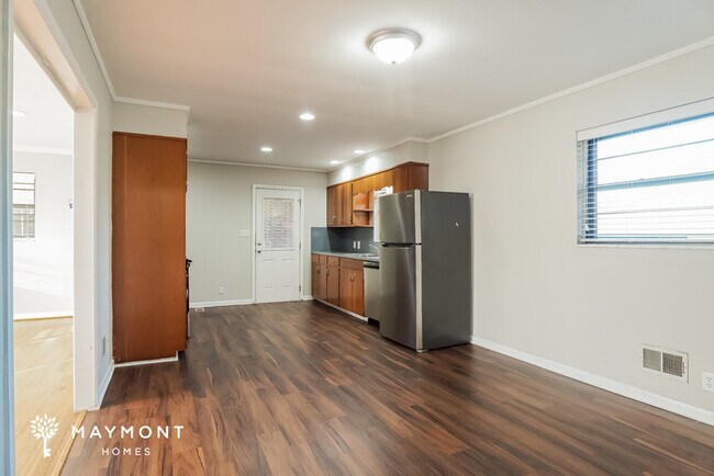 Photo - 533 9th Terrace