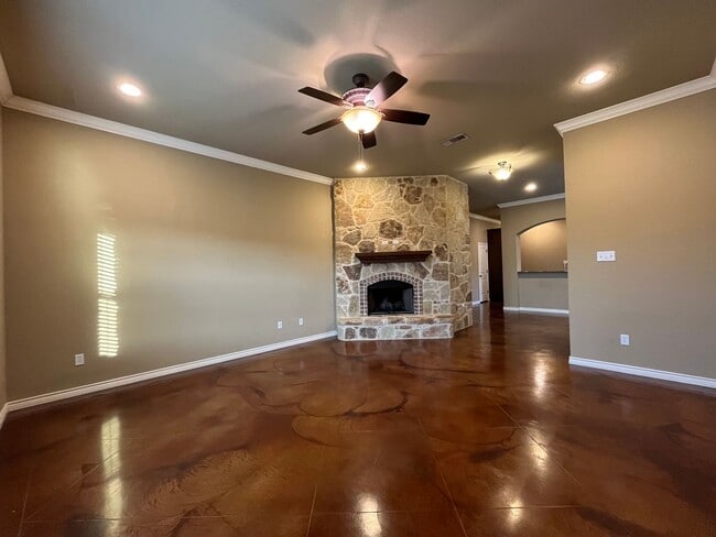 Photo - 3108 Silver Saddle Dr