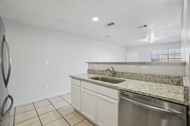 Photo - 4021 Preferred Pl