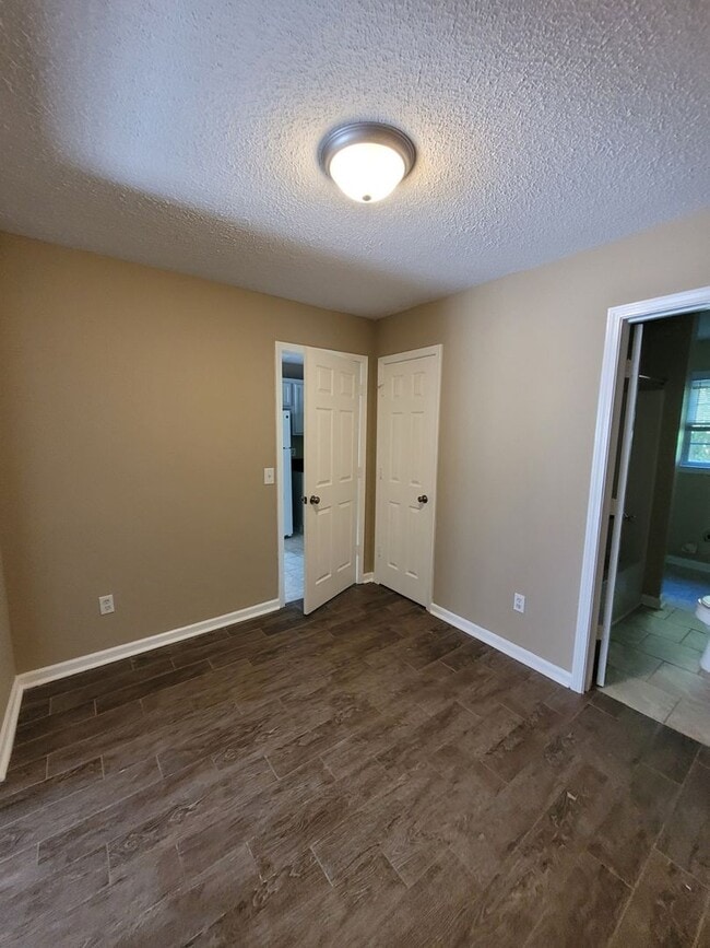 Photo - 101-103Mario Unit 101