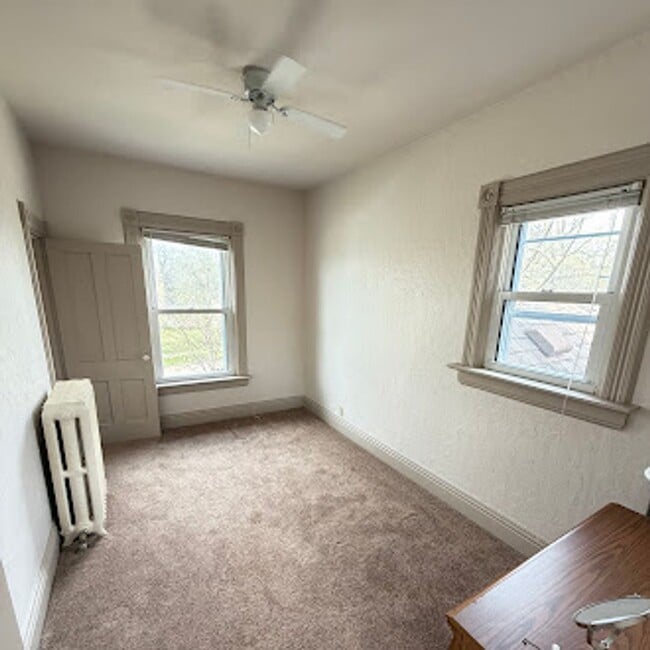 Photo - 195 E Park Ave Unit 195 E Park Ave Back