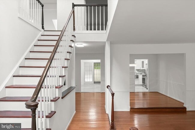 1550 McLean Commons Ct
