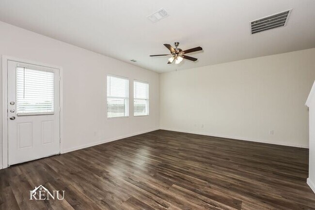 6008 Mojave Dr