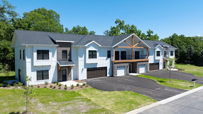 Building Photo - 1920 Edwards St Unit B