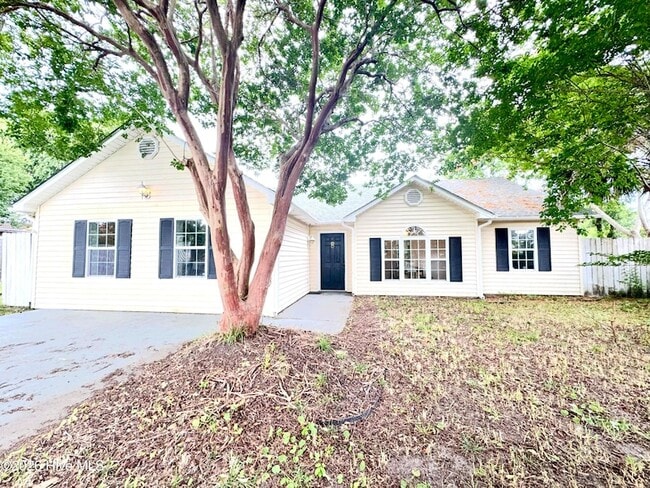 Building Photo - 502 Worth Dr
