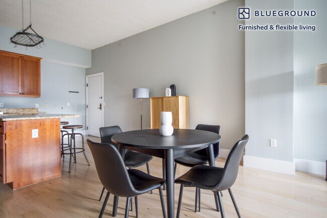 Photo - 100 Paterson Plank Rd Unidad FL4-ID965