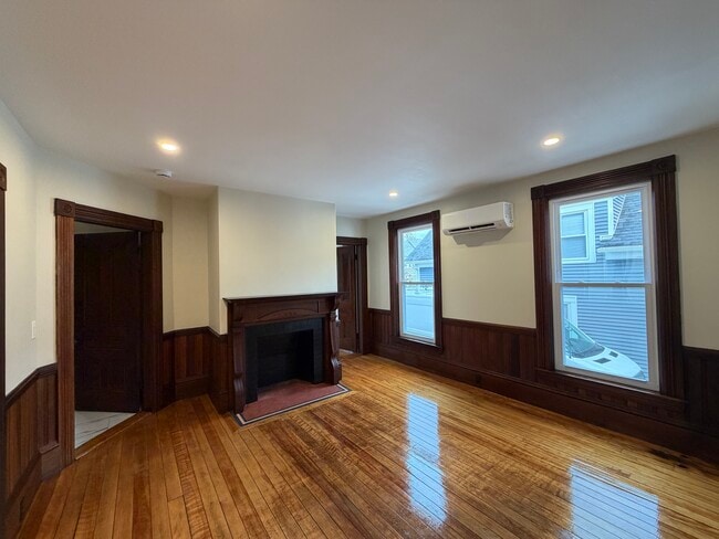 Photo - 5 Walker St Unit A