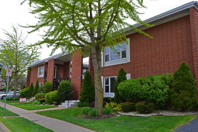 Photo - 5110 Fairview Apartments
