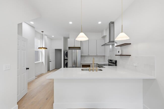 Photo - 834 Oak St Unit 834