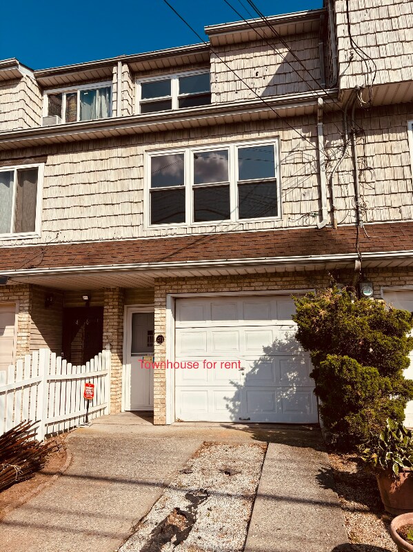 Photo - 471 Van Name Ave Townhome
