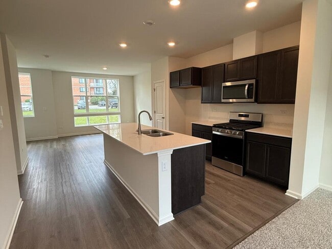 347 Summit Cir