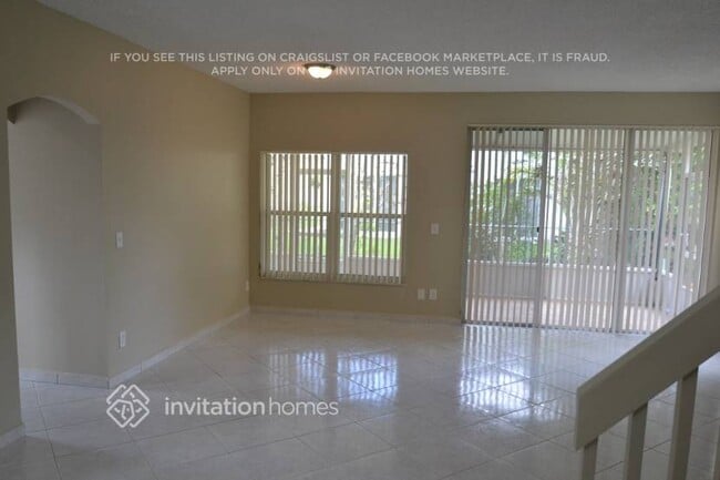 Building Photo - 164 NW 207th Terrace Rental