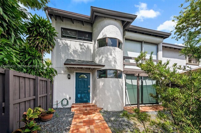 Building Photo - 7140 SW 111th Ct
