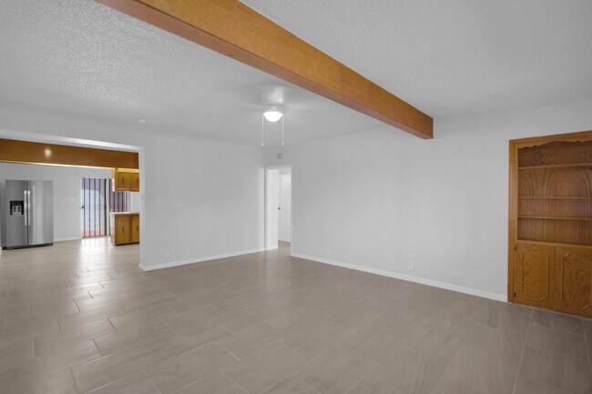 Photo - Adorable 3 bedroom, 2 bath apartment in Northeast El Paso!