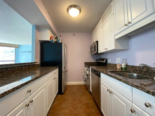 Photo - 663 N State St Unit 911