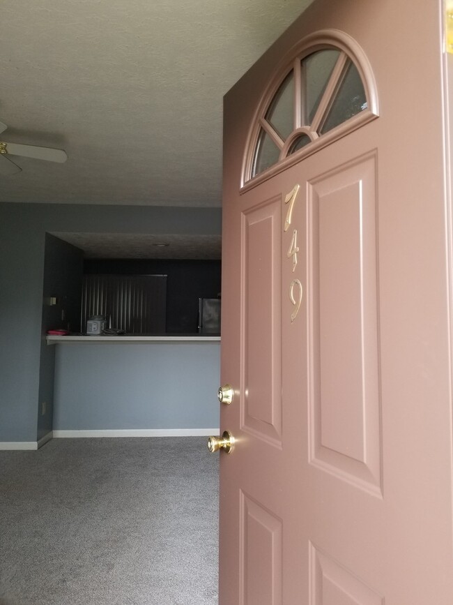 Photo - Nice Sherwood Hills Condo