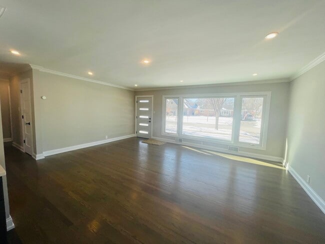 Photo - 413 N Forest Ave