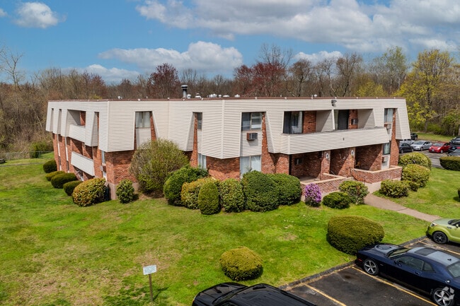 Exterior - Sherwood Arms Condominiums