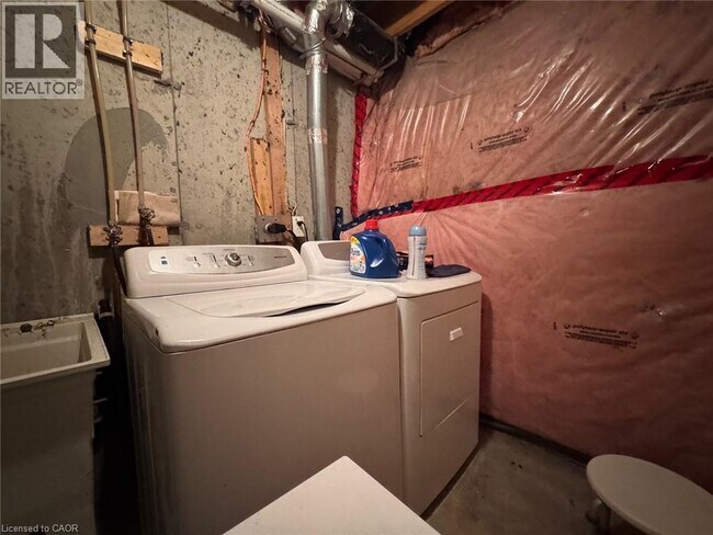 Photo - 517 Northbrook Pl