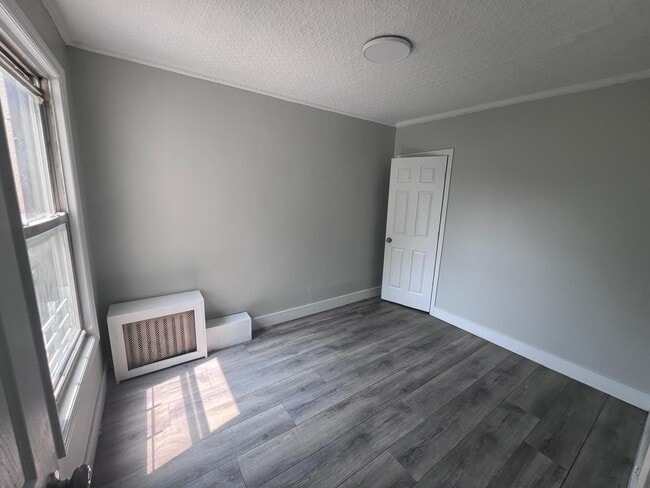 Photo - 648 E 224th St Unit 2