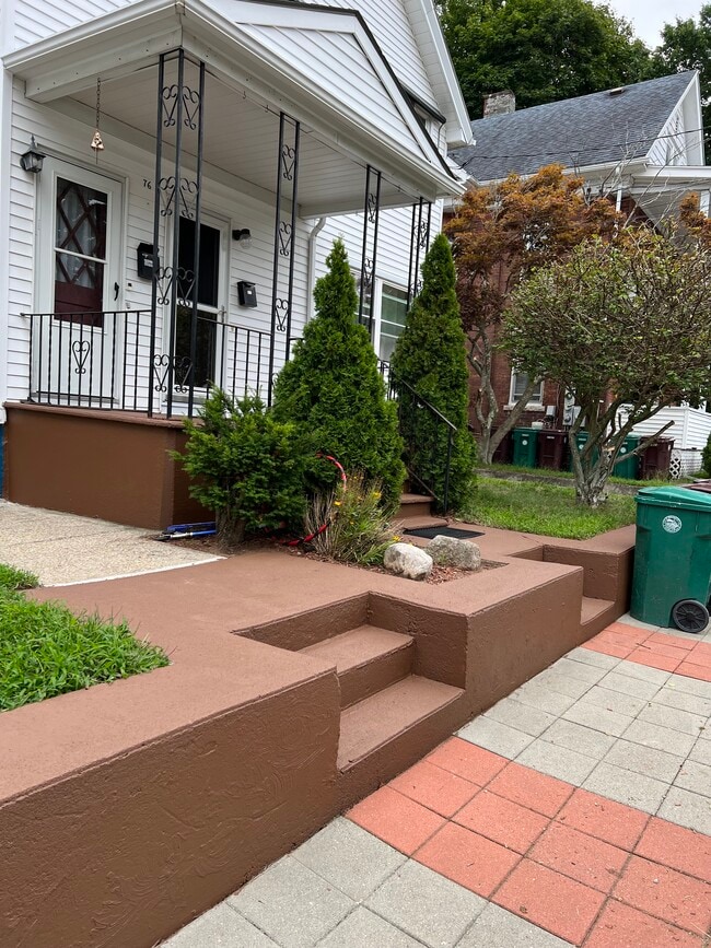 Photo - 76 Erie St Unit Second floor