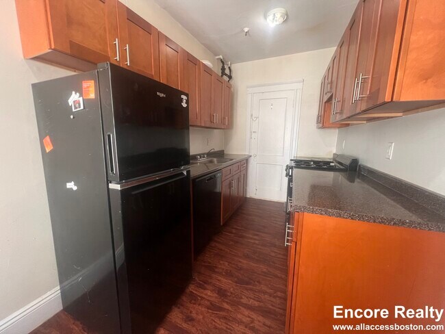 Photo - 138 Ipswich St Unit 29
