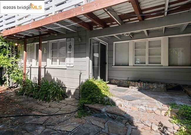 Building Photo - 3442 Margarita Ave Rental
