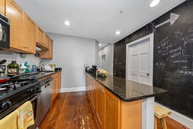 Photo - 15 Sewall St Rental