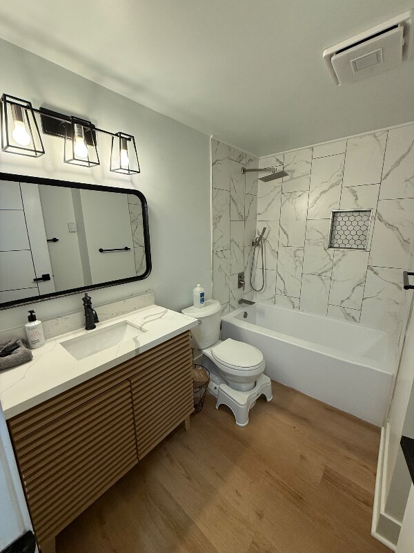 Photo - 5502 E L St Unidad B