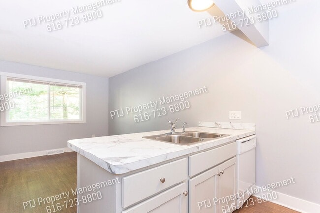 Photo - 4740 Eastern Ave SE Unit 204