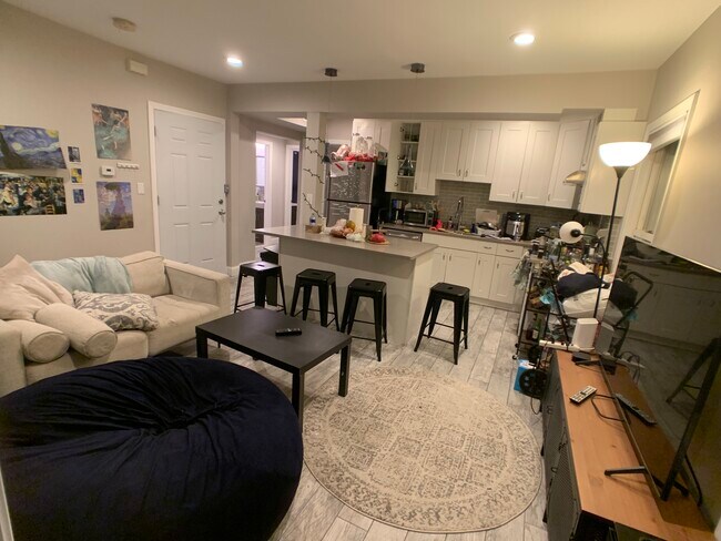 Photo - 78 Linden St Unit 2