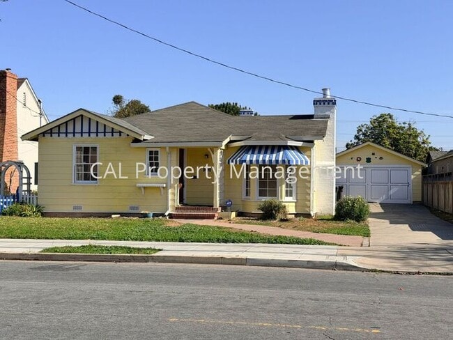 Photo - 3 bedroom 2 bathroom single level home!