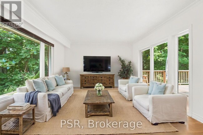 Photo - 531 Rodd Ave