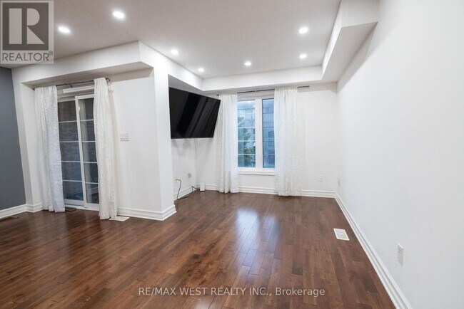 Photo - 17 Thornharrold St