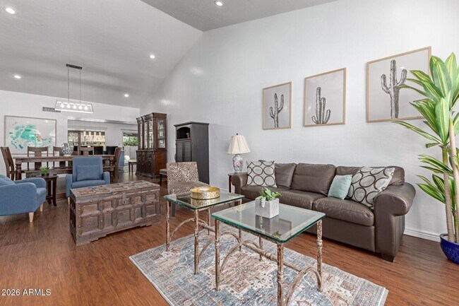 Photo - 11401 N 45th Pl