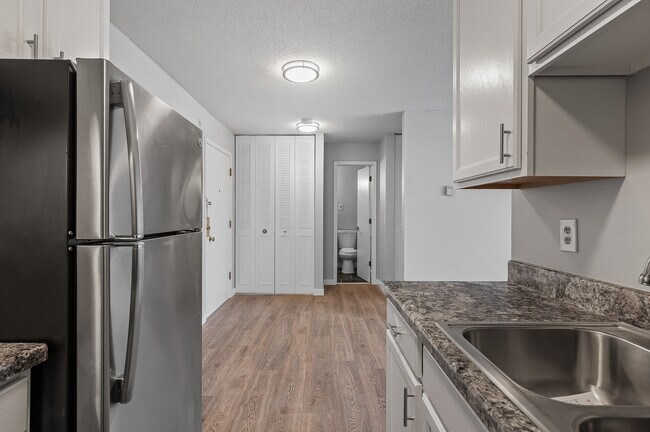Photo - 2417 Garfield Ave Apartments | Origen Living