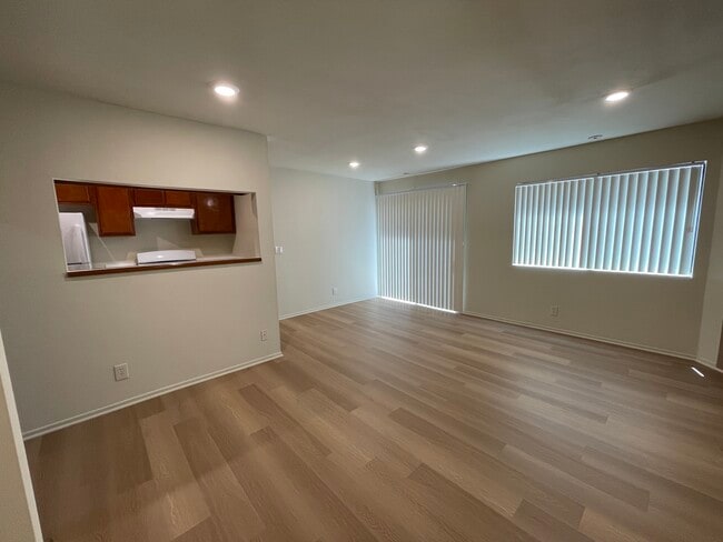 Photo - 11748 Courtleigh Dr