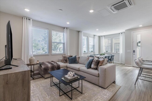 Photo - 6568 Vision Ct