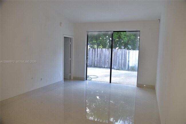 Photo - 18954 NW 67th Pl