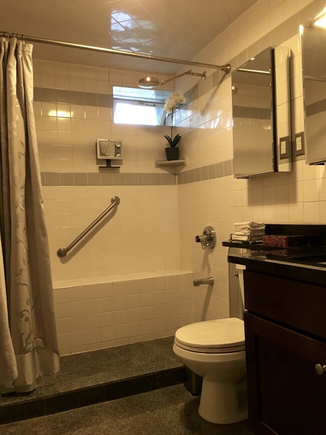 Photo - 178 Vernon Ave