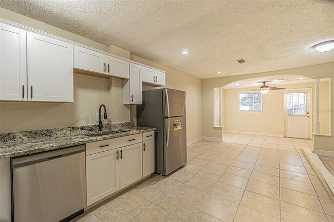 Photo - 6218 Oak Cluster Cir